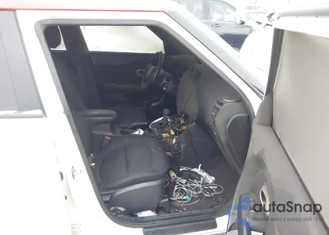 2017 Kia Soul + из США, поврежденный, VIN KNDJP3A59H7477654